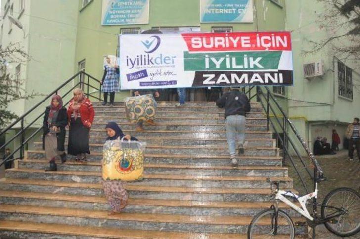 Gaziantep'te 5 Bin Suriyeli'ye Battaniye Yardımı