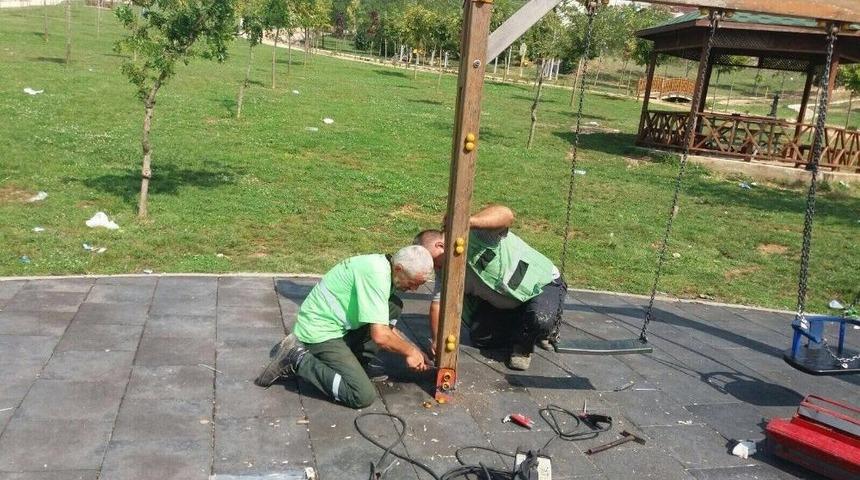 B&uuml;y&uuml;kşehir Belediyesi Parklarda Bakım &Ccedil;alışması Yapıyor