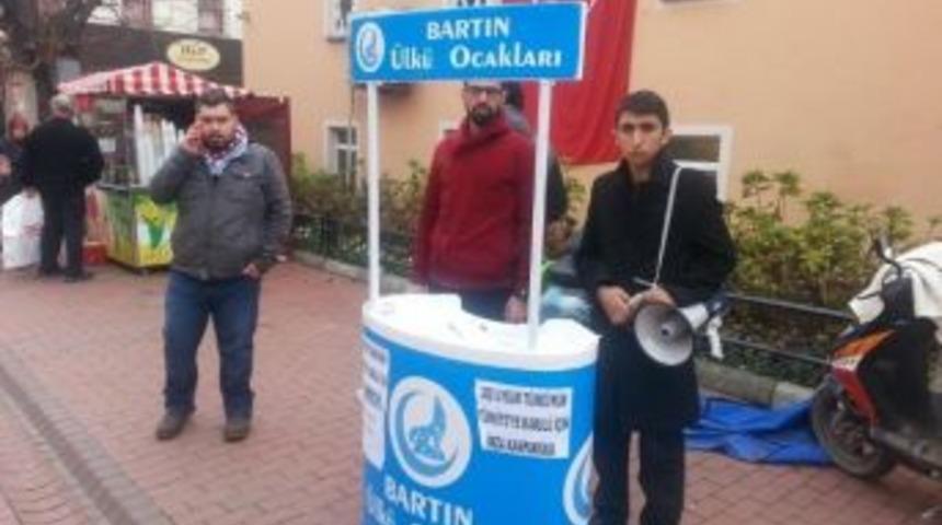 Bartın&rsquo;da 300 Uygur T&uuml;rk&uuml; İ&ccedil;in İmza Kampanyası Başlattılar