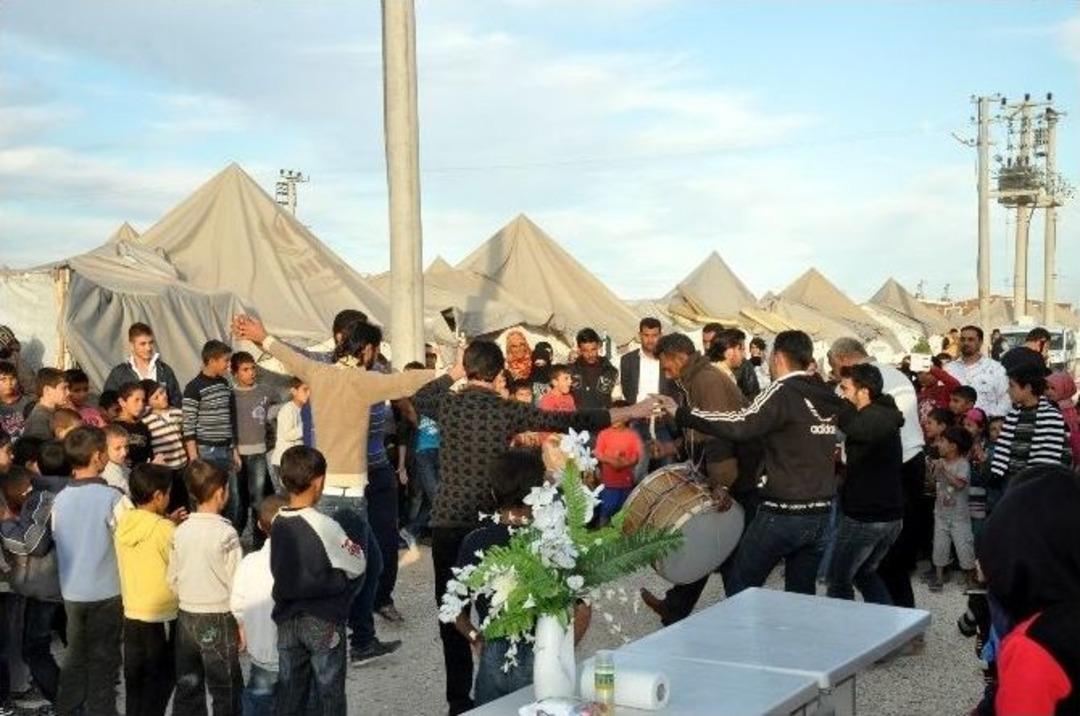 &Ccedil;adır Kentte Davullu Zurnalı D&uuml;ğ&uuml;n Yapıldı