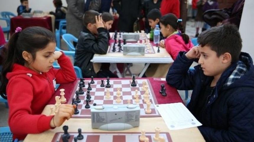 Diyarbakır&rsquo;da Satran&ccedil; Turnuvası Sona Erdi