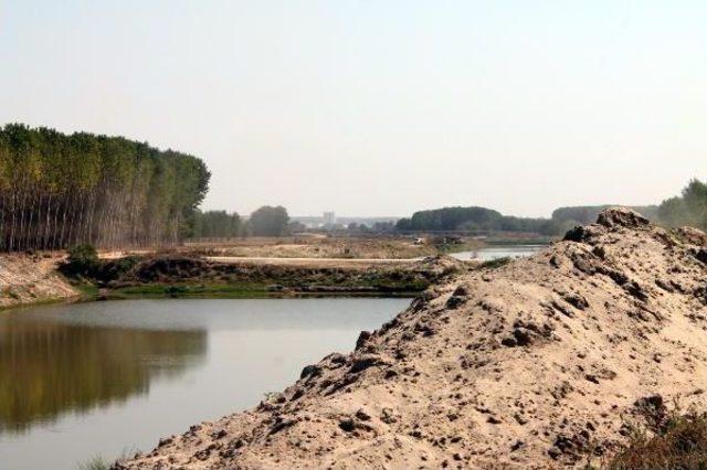 Edirne'yi Su Baskınlarından Kurtaracak Kanal Projesinin Yüzde 90'ı Tamamlandı