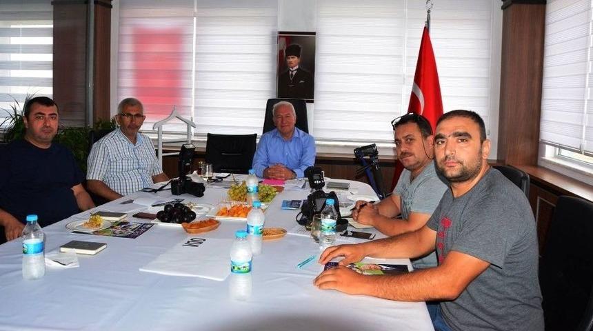 Lapseki Belediye Başkanı Yılmaz, Yatırımları Değerlendirdi