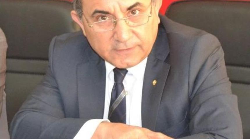 Kocaeli Chp: İndirilen Pankart İ&ccedil;in Hukuki İtirazımızı Yaptık