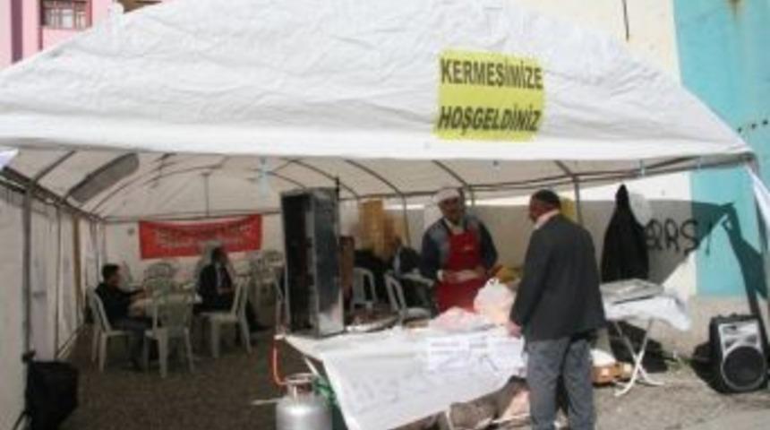 Sungurlu&rsquo;da İhtiya&ccedil; Sahibi &Ouml;ğrenciler Yararına Kermes