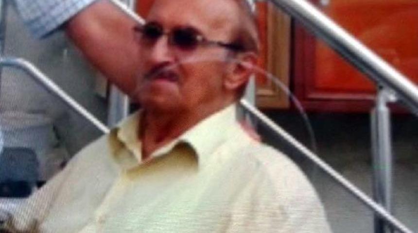 Yengesinin Cenazesinde Kalp Krizi Ge&ccedil;irip &Ouml;ld&uuml;