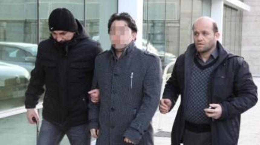 Kredi Borcunu &Ouml;demek İ&ccedil;in &Ccedil;alıştığı İşyerini Soydu