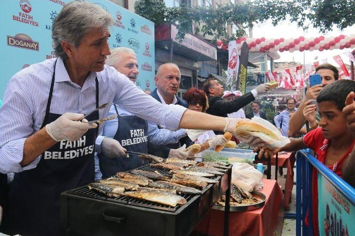 Vatandaşlar Fatih’te Balığa Doydu G3