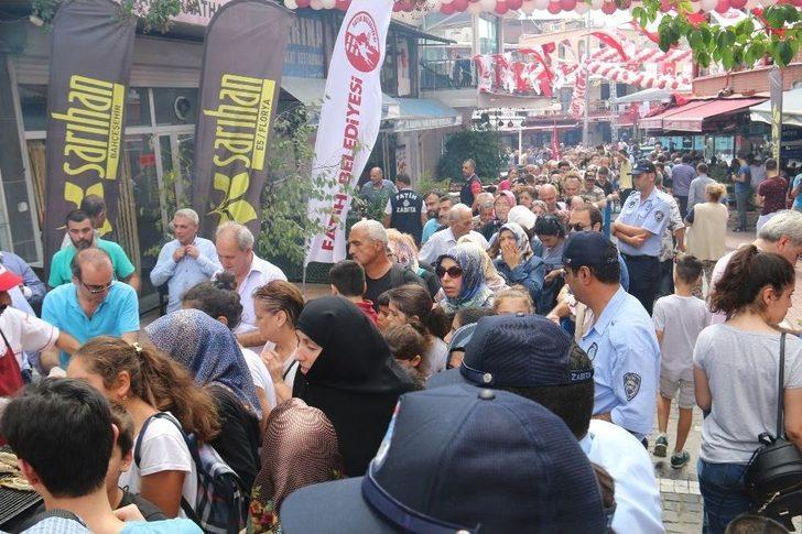 Vatandaşlar Fatih’te Balığa Doydu G4