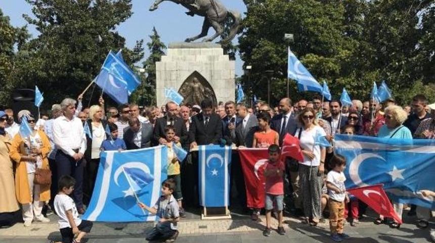 Samsun'da Barzani'nin Referandum Kararı Protesto Edildi