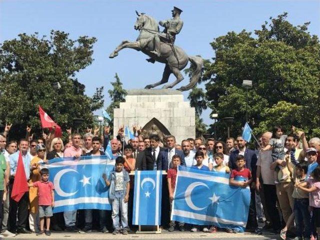 Samsun'da Barzani'nin Referandum Kararı Protesto Edildi