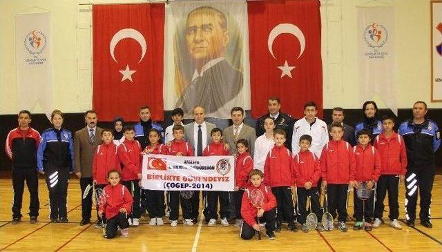 Amasya Polisinden 80 &Ccedil;ocuğa Spor Eğitimi 1