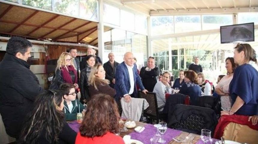 Başkan &Ouml;z, Hemşirelerle Buluştu
