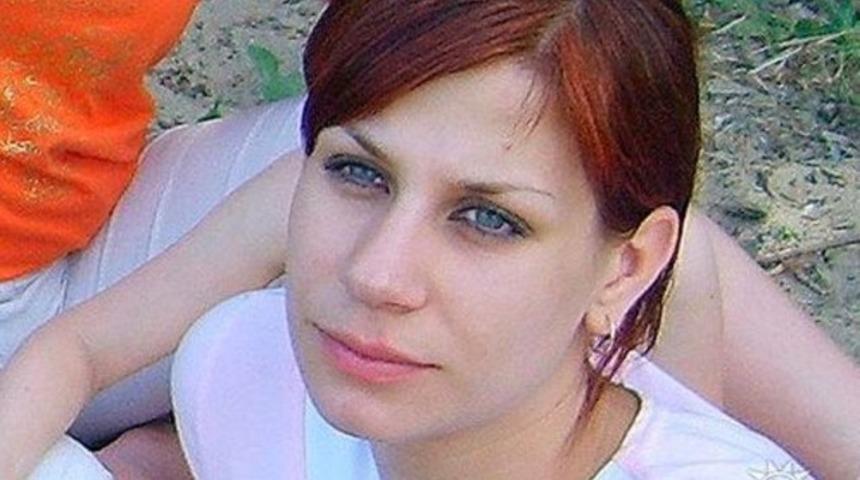 D&uuml;ğ&uuml;n gecesi aldatan karısını yaktı