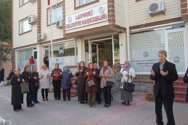 Lapseki Belediyesinden Aşure İkramı 2
