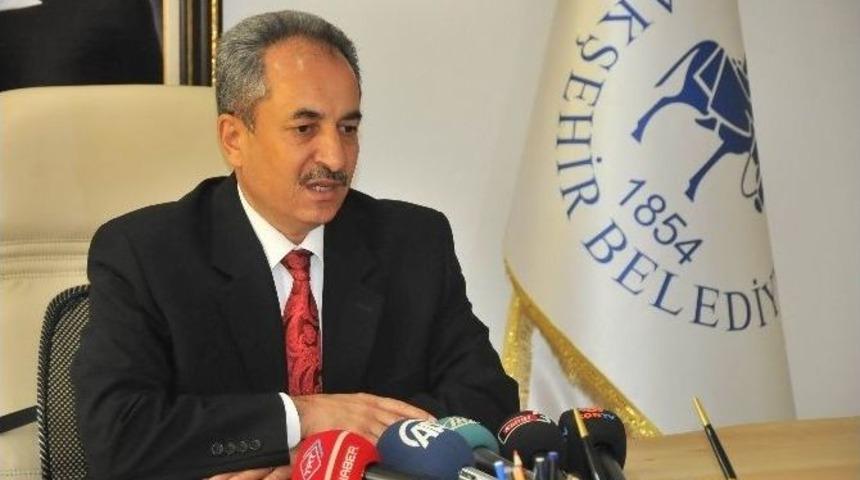 Başkan Akkaya 17 Kişinin &Ouml;ld&uuml;ğ&uuml; Kazayı Değerlendirdi