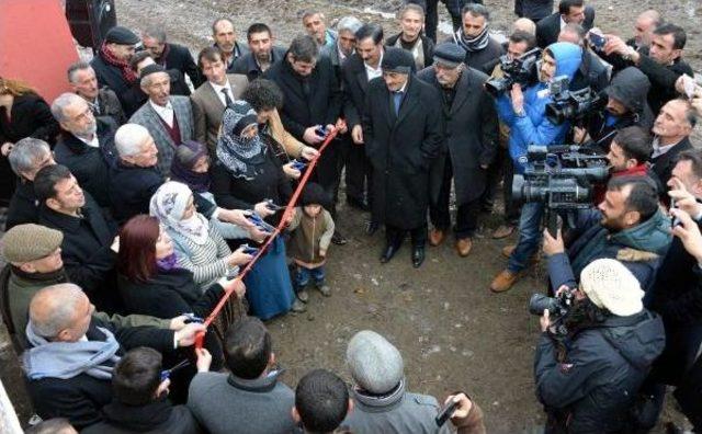 Berberoğlu: Başbakandan Kol, Bacak İstemiyoruz, Korkuları Yoksa Gider Aklanırlar