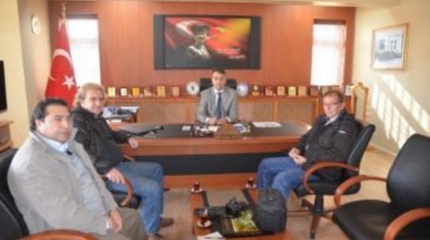 Gelibolulu Gazeteciler Kaymakamı Ziyaret Etti