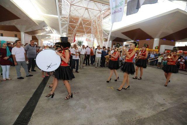 Toros Kadınları Emek Pazarı Açıldı