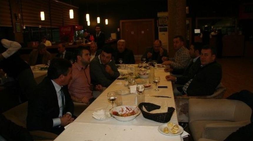 Başkan Dişli, Meclis &Uuml;yeleri İle Belediye B&uuml;t&ccedil;e Yemeğinde Bir Araya Geldi