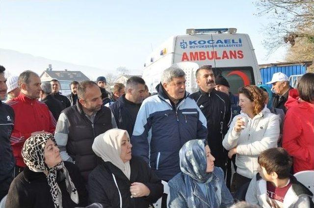 Başkanlar Uzuntarla Mesire Alanı&rsquo;nda Y&uuml;r&uuml;d&uuml;ler 2