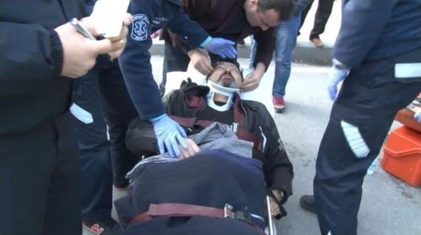 (&ouml;zel Haber) Yaralıya İlk M&uuml;dahale Şefkat-der Başkanı&rsquo;ndan