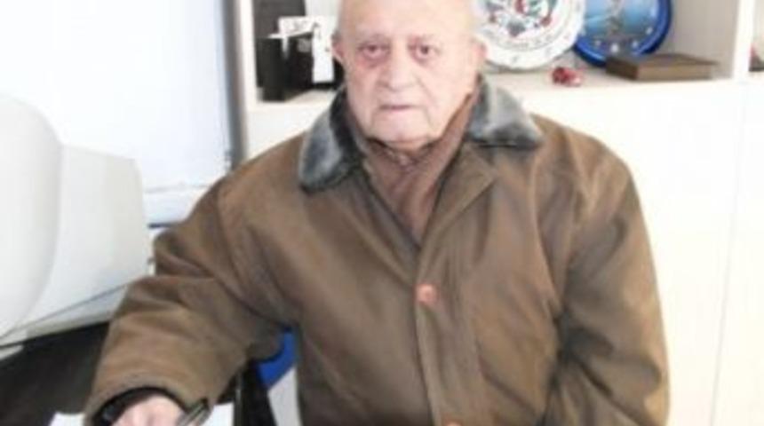 Emin Bora Vefat Etti