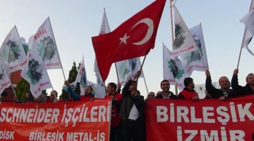 İş&ccedil;iler Eyleme Başladı