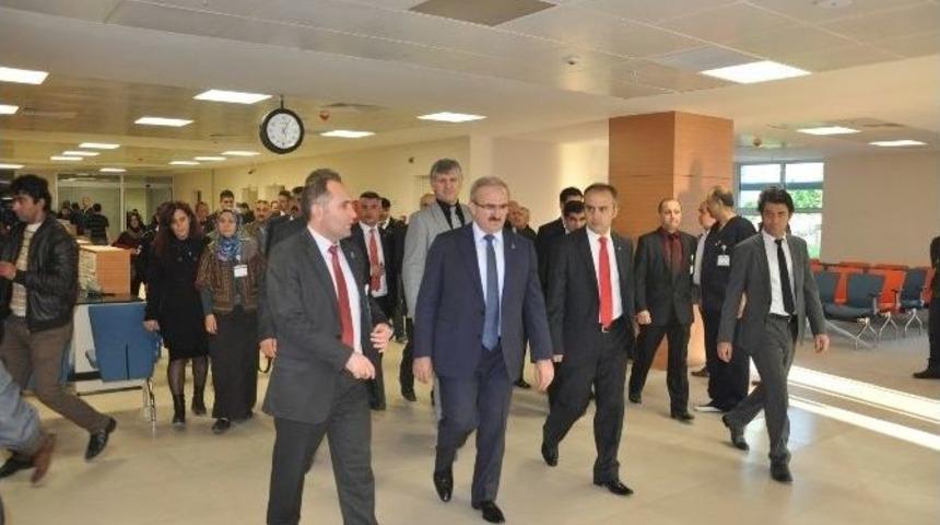 Vali Karaloğlu Yeni İneg&ouml;l Devlet Hastanesi&rsquo;ni İnceledi