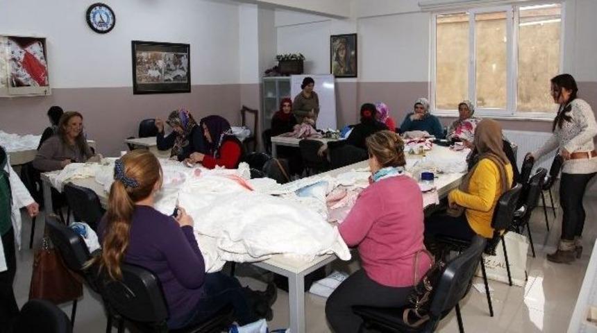 Huzuru Şahinbey&rsquo;in Sosyal Tesislerinde Buldular