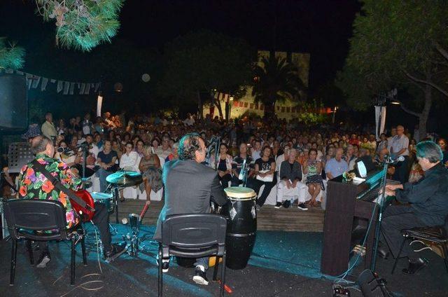 Kuşadası’nda “ Latin Caz “ Konseri 1