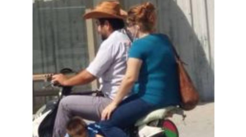 Denizli&rsquo;de Trafikte Pes Dedirten G&ouml;r&uuml;nt&uuml;