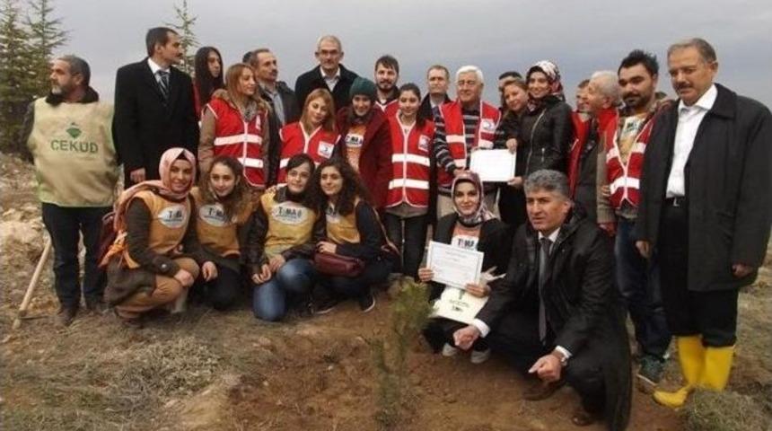 Km&uuml; &Ouml;ğrencileri &ldquo;bir Kan Bir Fidan&rdquo; Projesi Kapsamında Fidan Dikti