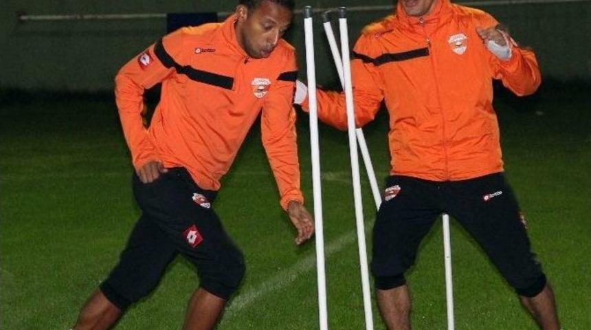 Adanaspor&rsquo;da, Antalyaspor Ma&ccedil;ı Hazırlıkları S&uuml;r&uuml;yor