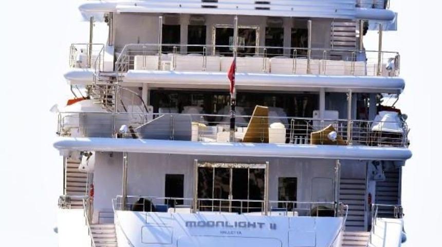 L&uuml;ks Yat Balayı I&ccedil;in Bodrum'da