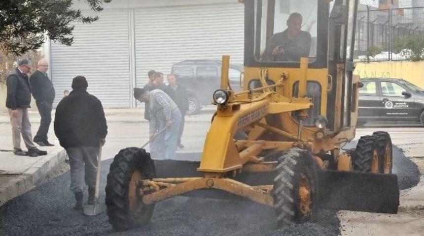 Akdeniz&rsquo;de Asfalt &Ccedil;alışmaları Devam Ediyor