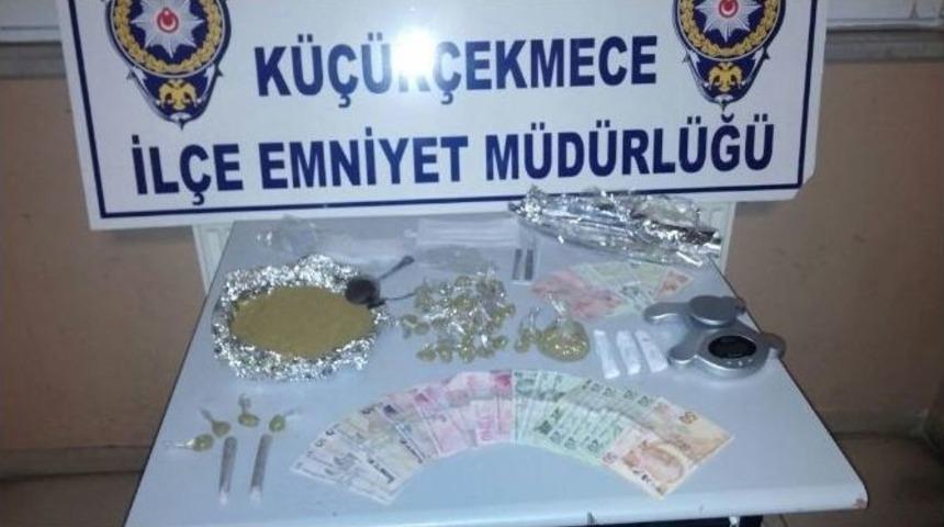 K&uuml;&ccedil;&uuml;k&ccedil;ekmece&rsquo;de Uyuşturucu Operasyonu