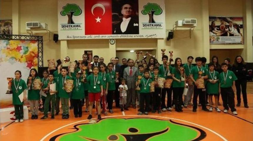 Şehitkamil&rsquo;de Kupa Sevinci