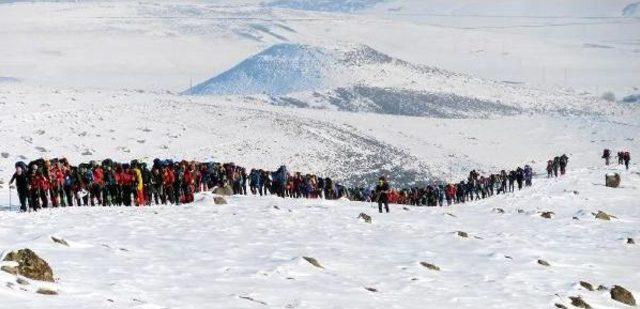 Dağcılar 100'üncü Yılda Sarıkamış Şehitlerini Andı