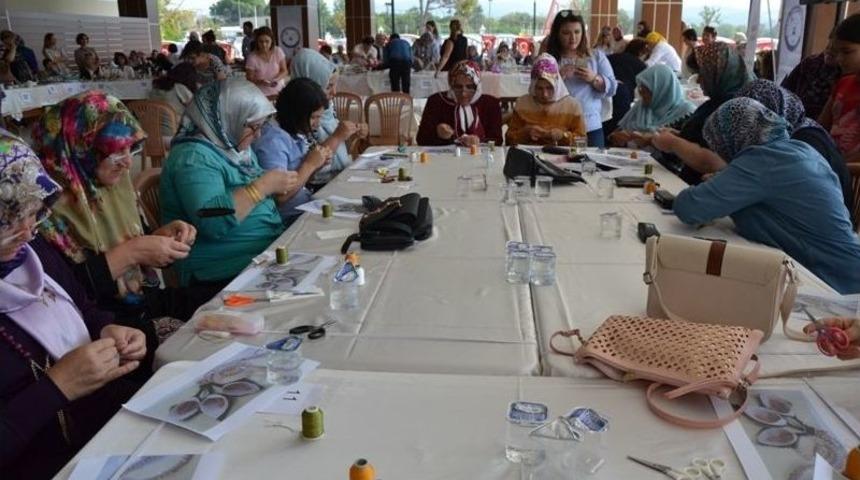 Biga&rsquo;da Oya Ve Yemek Yarışması