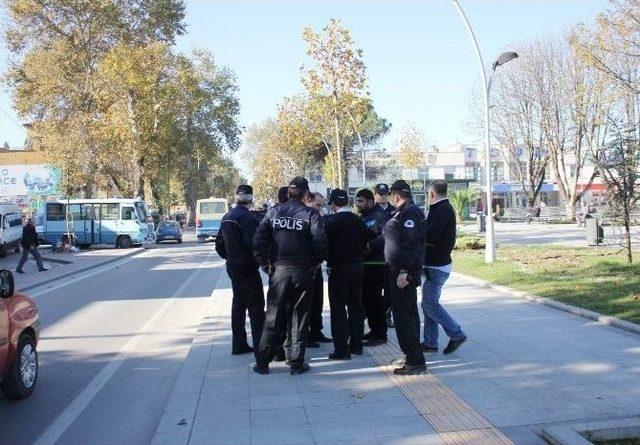 Şüpheli Paket İhbarı Polis Ekiplerini Alarma Geçirdi 1