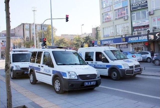 Şüpheli Paket İhbarı Polis Ekiplerini Alarma Geçirdi 2