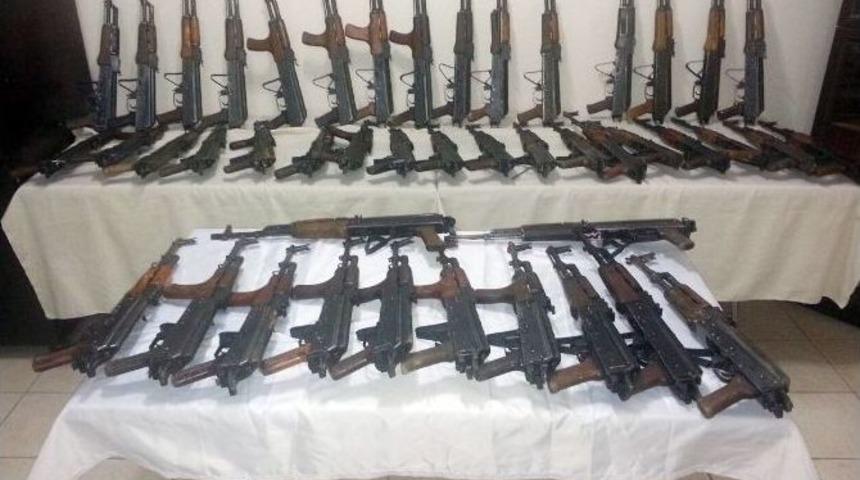 Şırnak&rsquo;ta Ter&ouml;r &Ouml;rg&uuml;t&uuml;ne Giden 45 Kalaşnikof Ele Ge&ccedil;irildi