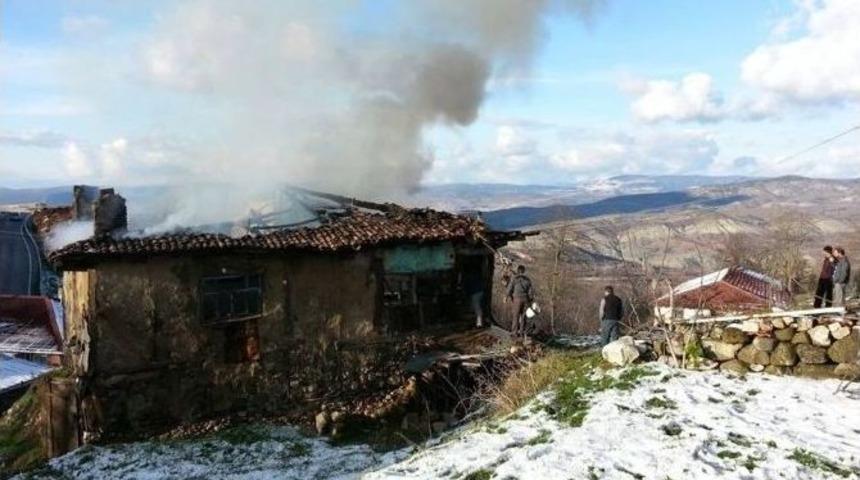 Gölpazarı’nda Ev Yangını