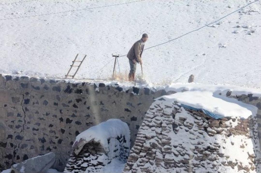 Iğdır&rsquo;da Karla M&uuml;cadele &Ccedil;alışması