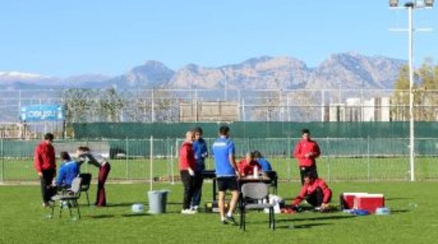 Antalyaspor, Adanaspor Ma&ccedil;ı Hazırlıklarını S&uuml;rd&uuml;rd&uuml;