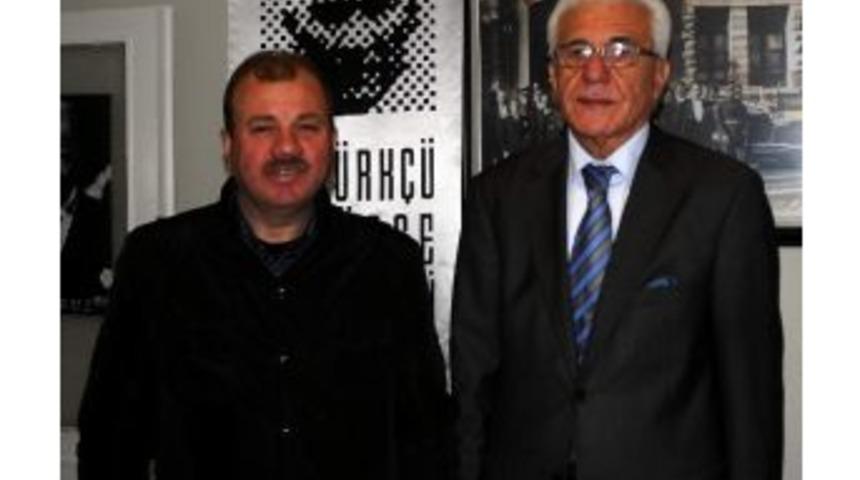 Add &Uuml;yelerinden 10 Kasım&rsquo;da &rsquo;ata&rsquo;ya Saygı&rsquo; N&ouml;beti