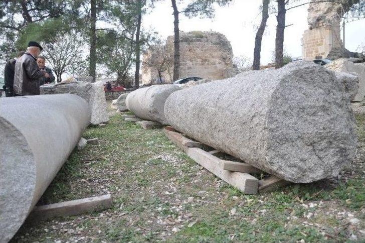 Anavarza Antik Kenti’nde Taşlar Yerine Oturacak G4