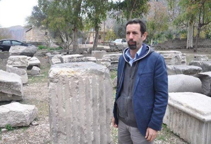 Anavarza Antik Kenti’nde Taşlar Yerine Oturacak G5