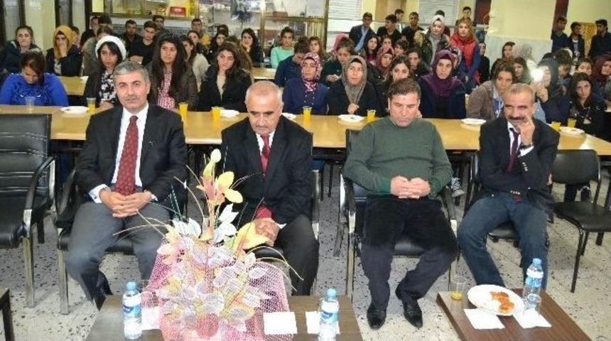 Tatvan&rsquo;da &lsquo;kariyer G&uuml;nleri&rsquo; Toplantısı